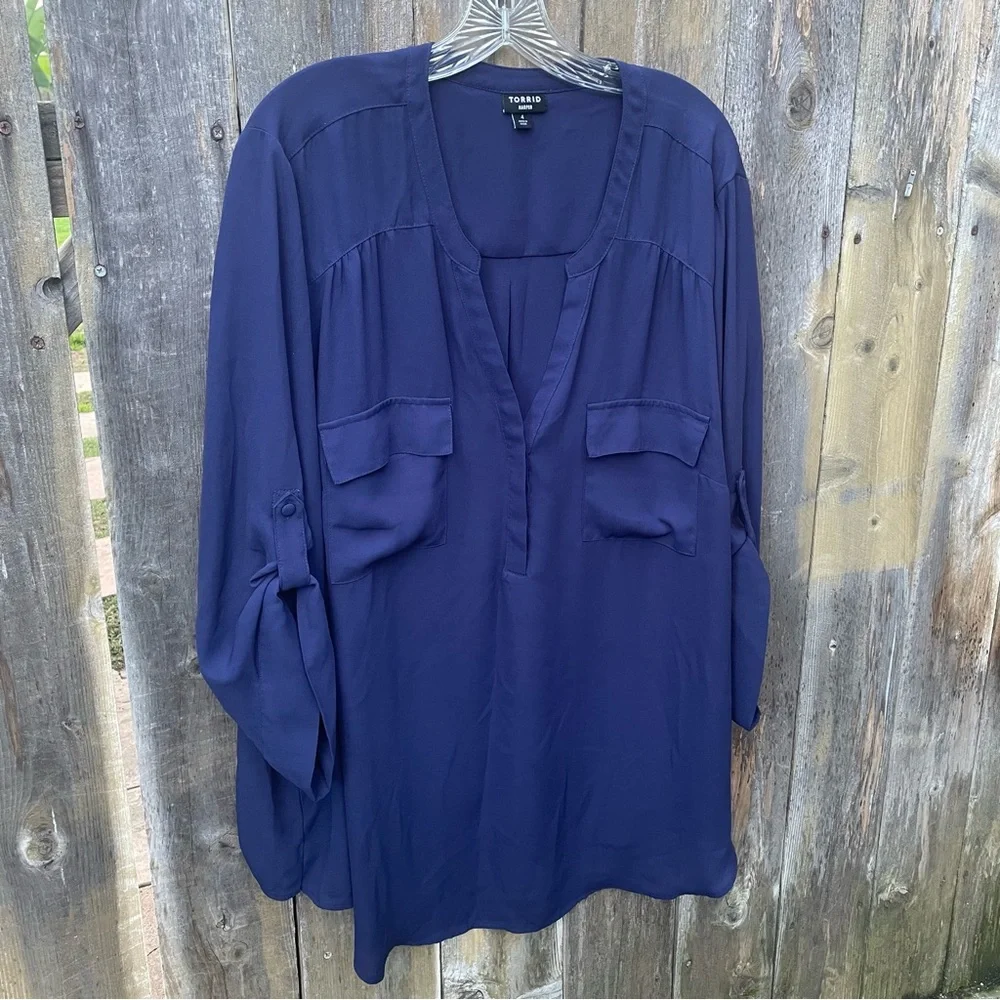 Torrid Navy Blue Harper Blouse Sz. 4X - Picture 2 of 12
